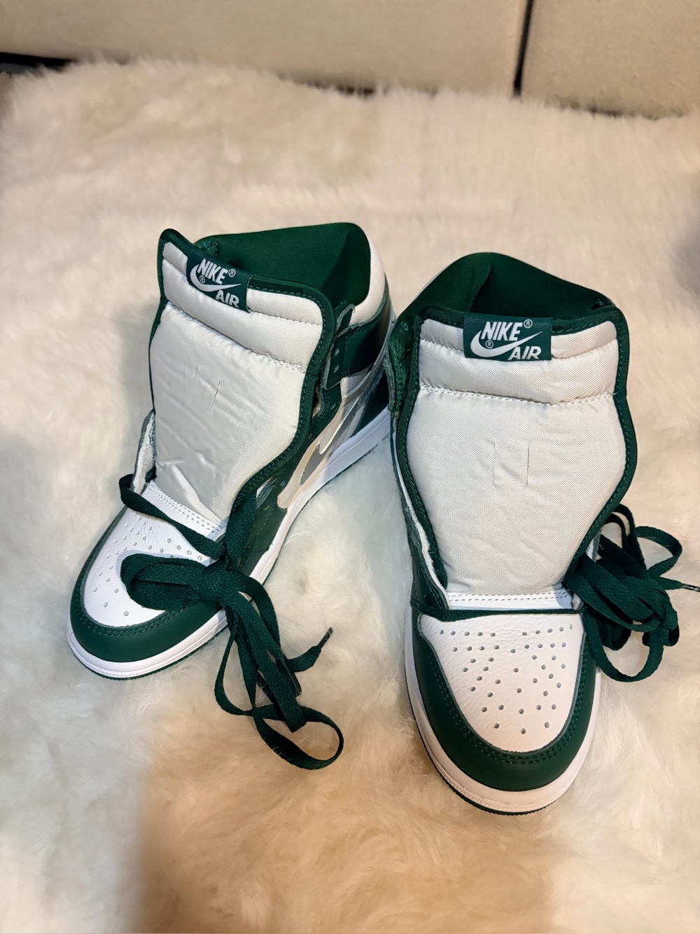NEW Nike Air Jordan 1 High OG "Gorge Green" - Men's 6 / Women's 7.5